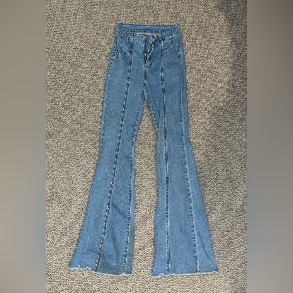 ⚡️SHEIN Flared Jeans